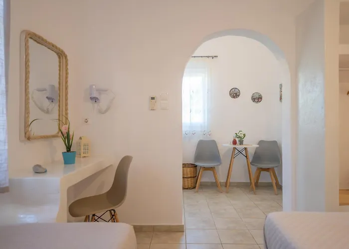 Perivoli 2-chora Semesterbostad